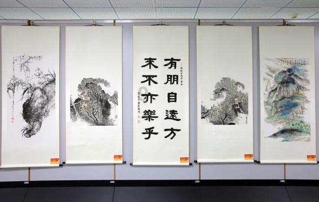 带悦铭的诗句有哪些?- 冷知识分享平台,探索奇怪与有趣!